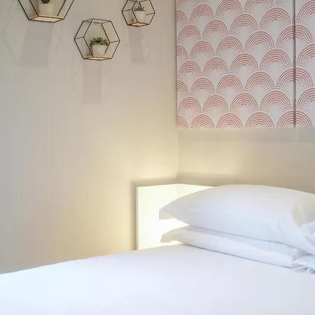 Naboo Luxury 4* Верона