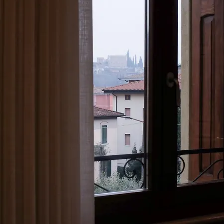 Naboo Luxury Верона