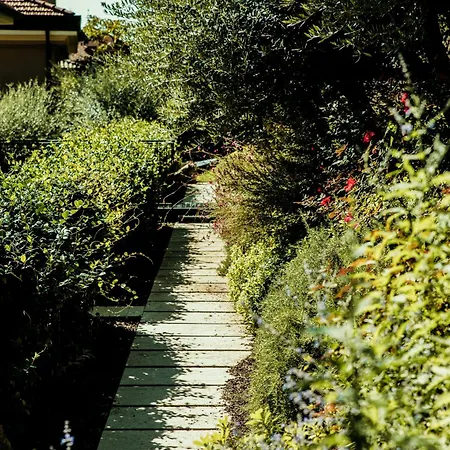 Naboo Luxury Guest house