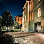 Naboo Luxury 4* Verona