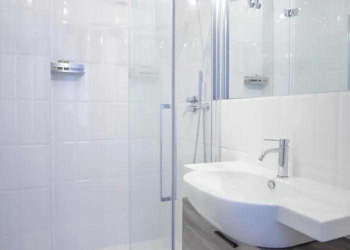 بيت ضيافة Naboo Luxury فيرونا