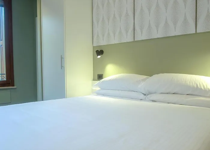 بيت ضيافة Naboo Luxury فيرونا