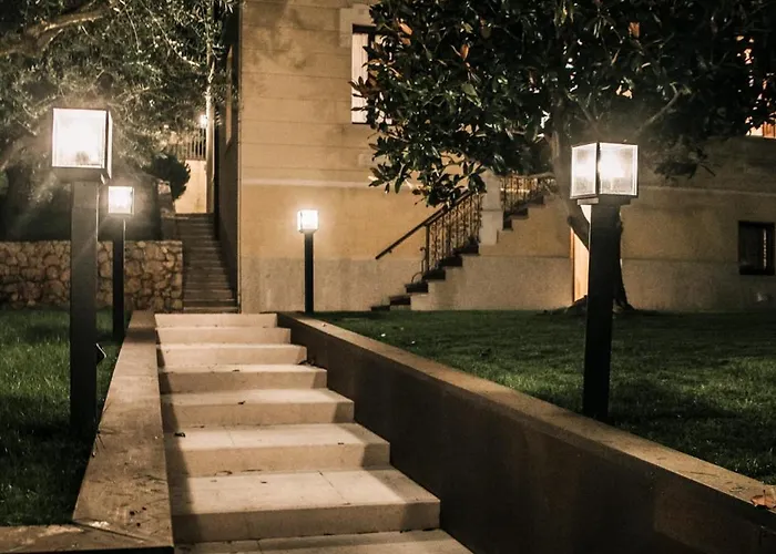 بيت ضيافة Naboo Luxury فيرونا